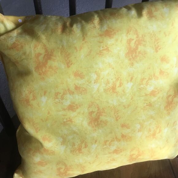 CLOSEOUT SALE $10 NWT Hand Crafted Quilted  Pillow in Yellows, Black White - Picture 4 of 6